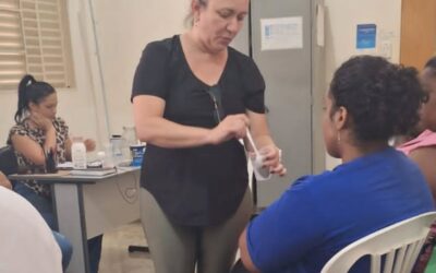 Conhecimento que protege: treinamento conduzido por Fono e Nutri