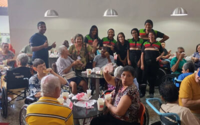 Sabor de Felicidade: Nosso Momento no Shopping