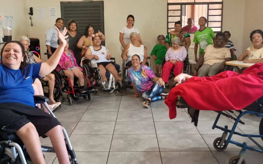 Preparativos para o Dia das Mulheres: dança, união e celebração na Casa André Luiz